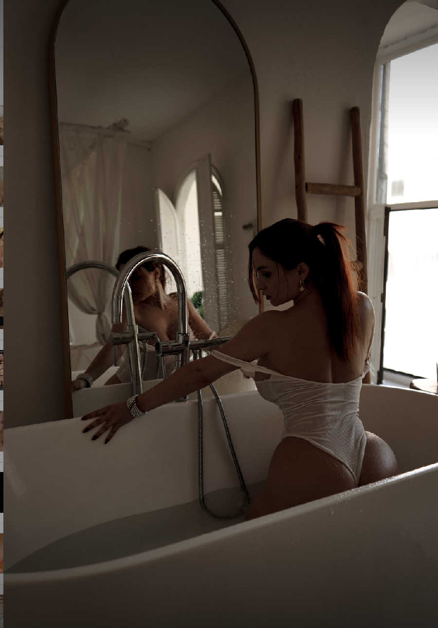 A playful frame from Miranda Faith nude — online in Ho Chi Minh