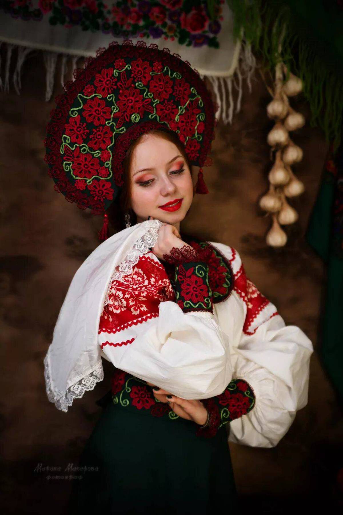 Take a pause and enjoy Women in Slavic costumes — streaming from Ho Chi Minh